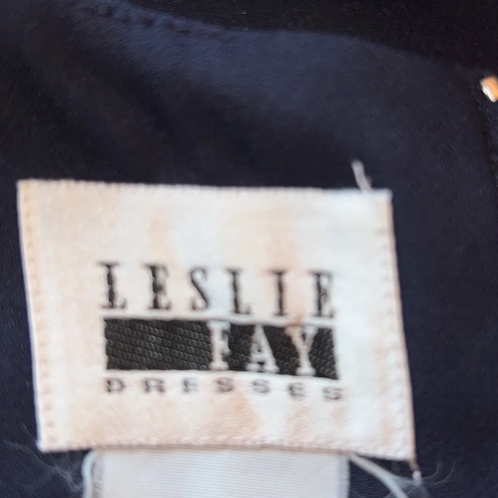 Leslie Fay navy dress with belt & striped jacket. Size 8 EUC! - Picture 7 of 8